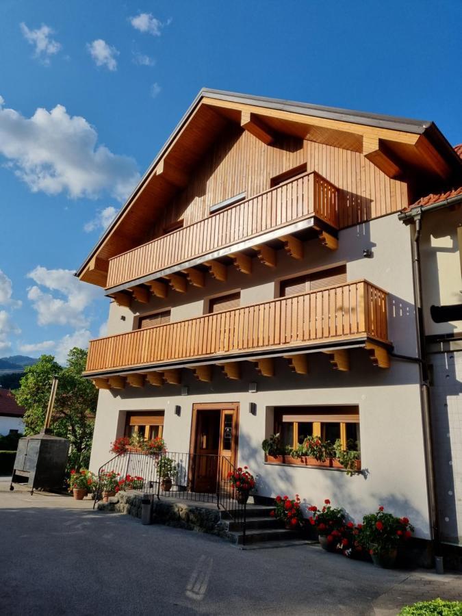 Rooms Pevc & Hostel Ljubno Ob Savinji Exterior photo